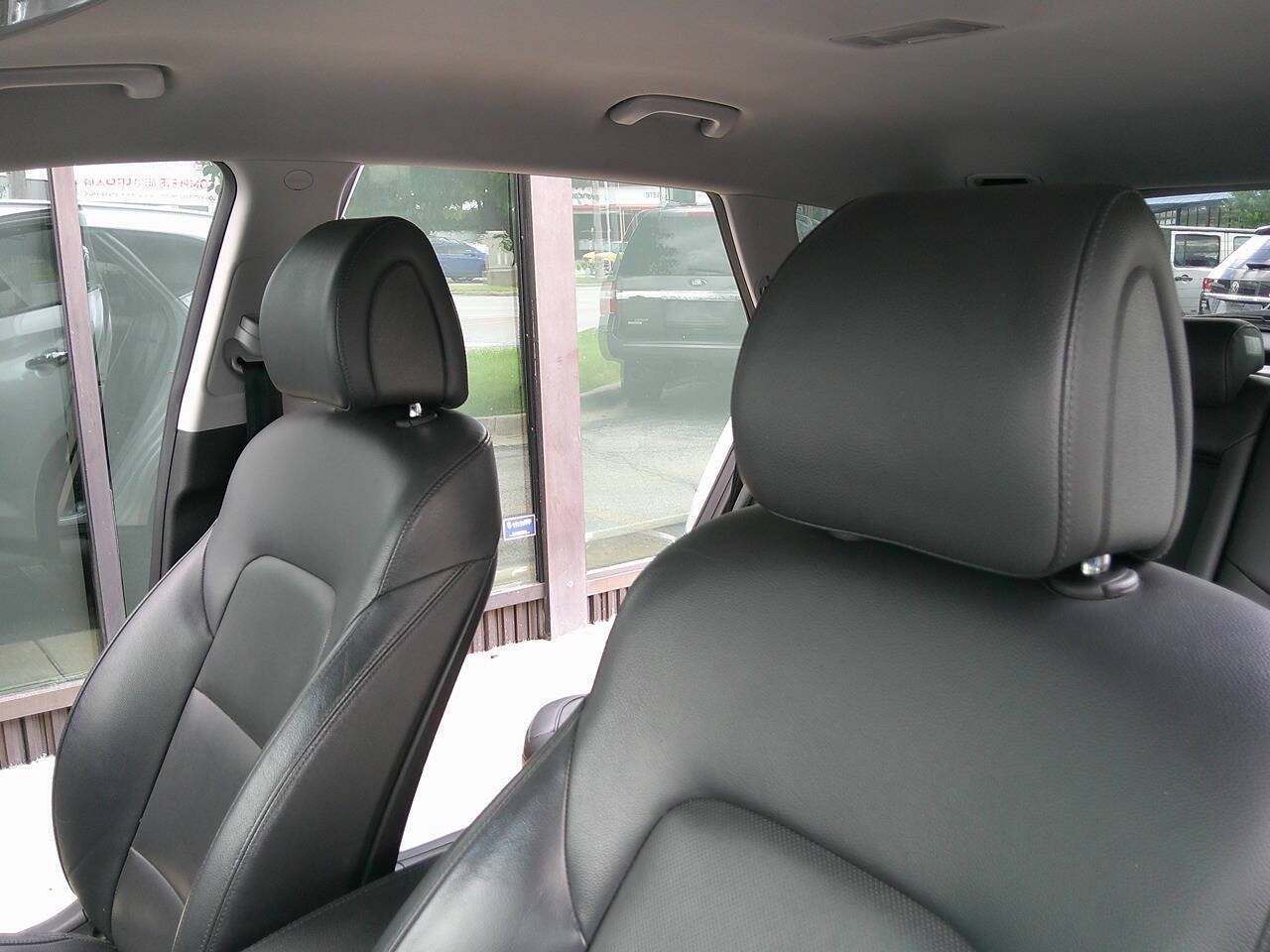 Photo 11