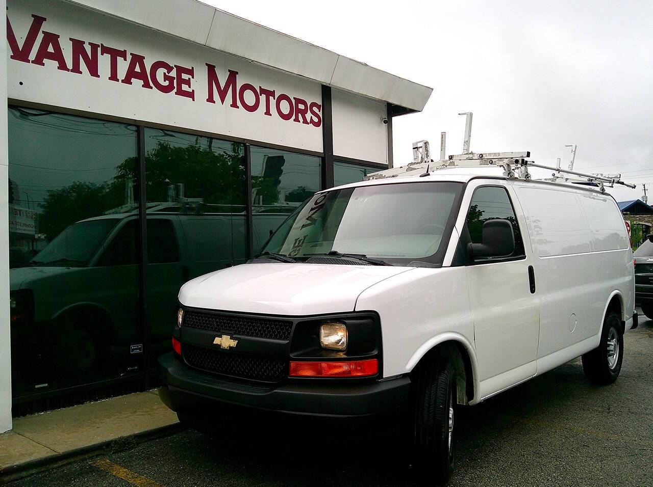2015 Chevrolet Express Cargo Van Base — Cargo Van — 135,253 mi — Raytown, MO