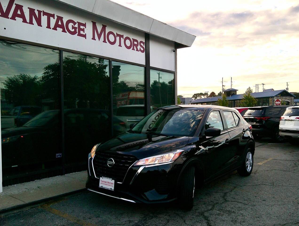 2021 Nissan Kicks S — SUV — 106,955 mi — Raytown, MO