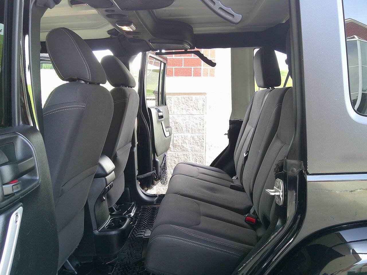 Photo 11