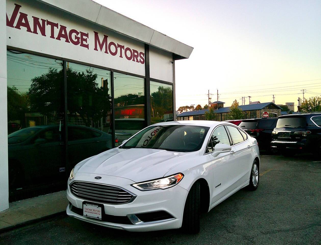 2018 Ford Fusion Hybrid SE — Sedan — 140,795 mi — Raytown, MO