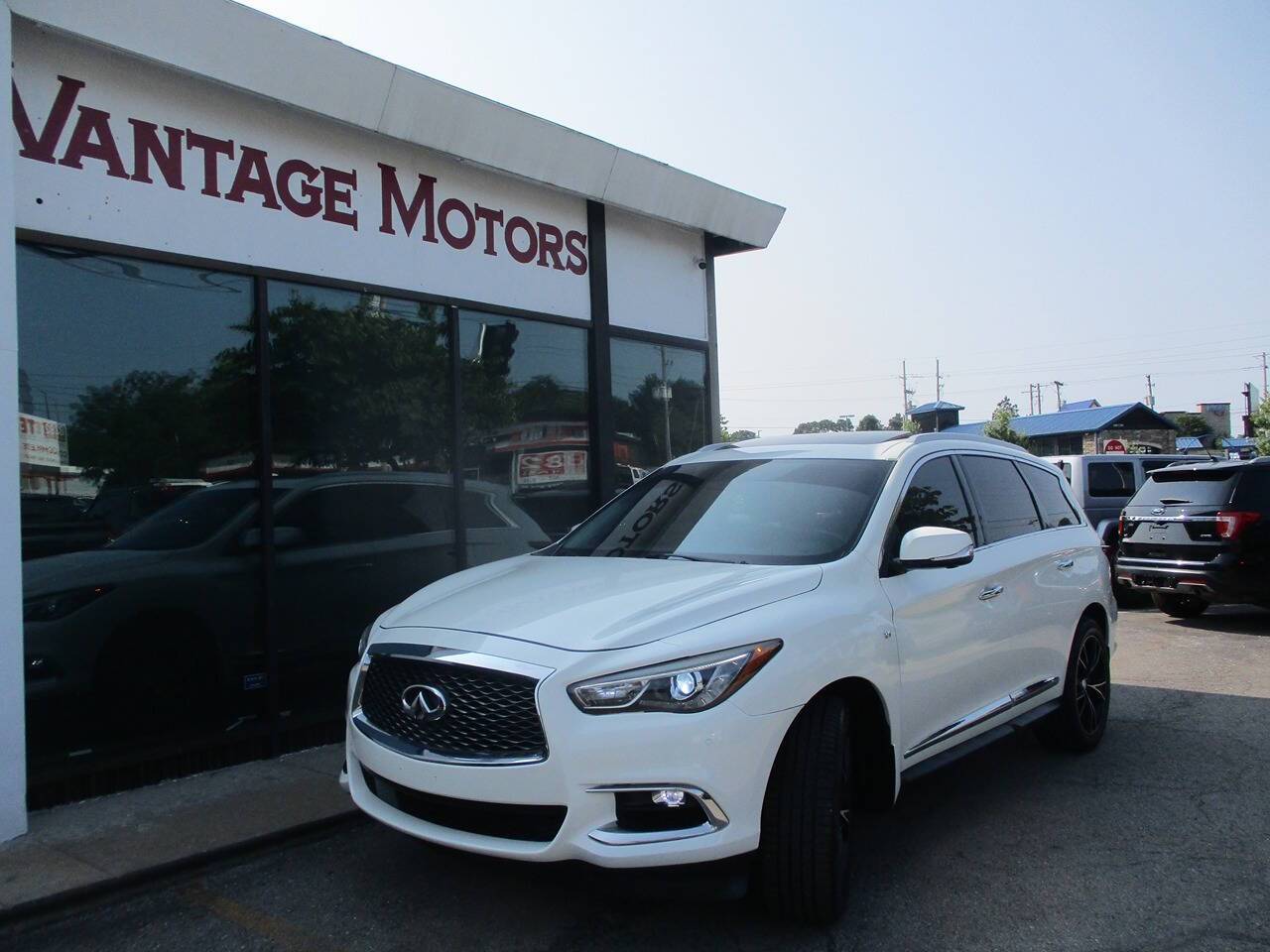 2017 INFINITI QX60 3.5 — SUV — 64,276 mi — Raytown, MO