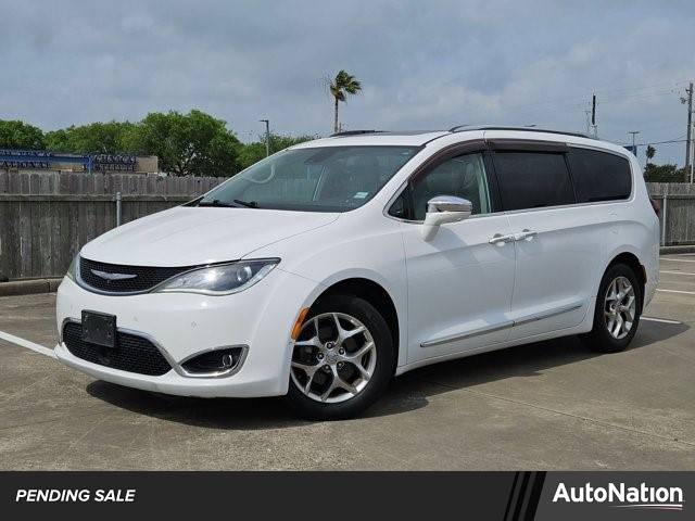 2017 Chrysler Pacifica Limited — Minivan — 104,289 mi — Corpus Christi, TX