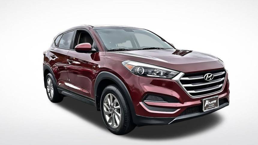2018 Hyundai Tucson SE — SUV — 79,900 mi — West Islip, NY