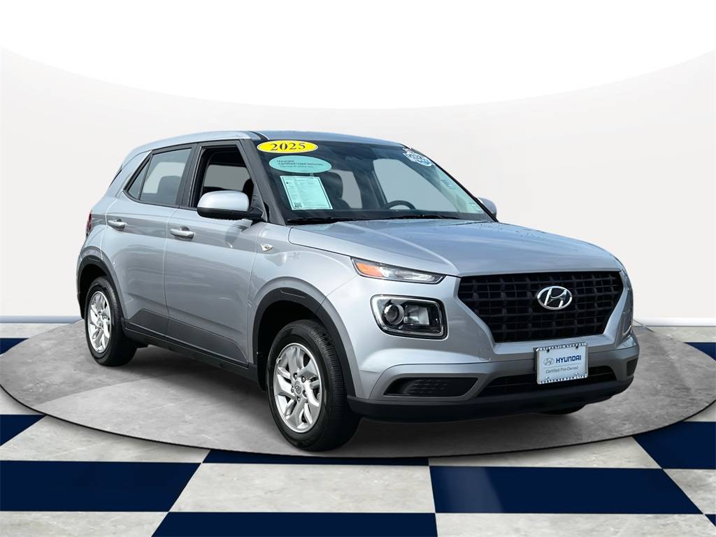 2025 Hyundai Venue SE — SUV — 30,000 mi — West Islip, NY