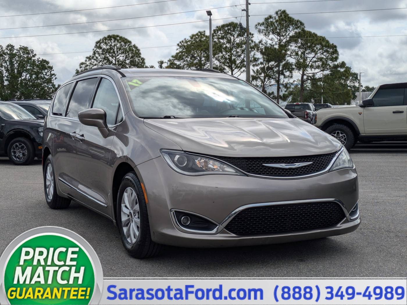 2017 Chrysler Pacifica Touring L — Minivan — 109,632 mi — Sarasota, FL