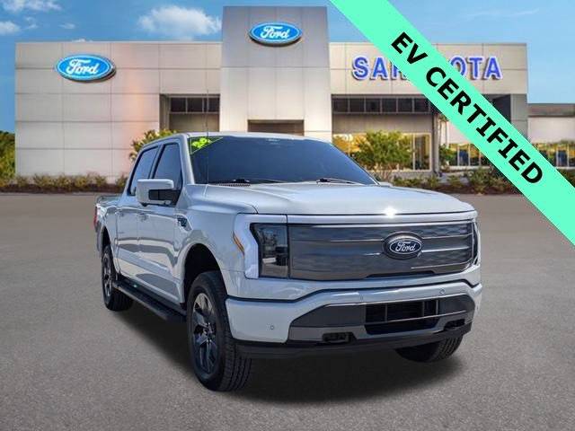 2024 Ford F-150 Lightning LARIAT — Pickup Truck — 8,711 mi — Sarasota, FL
