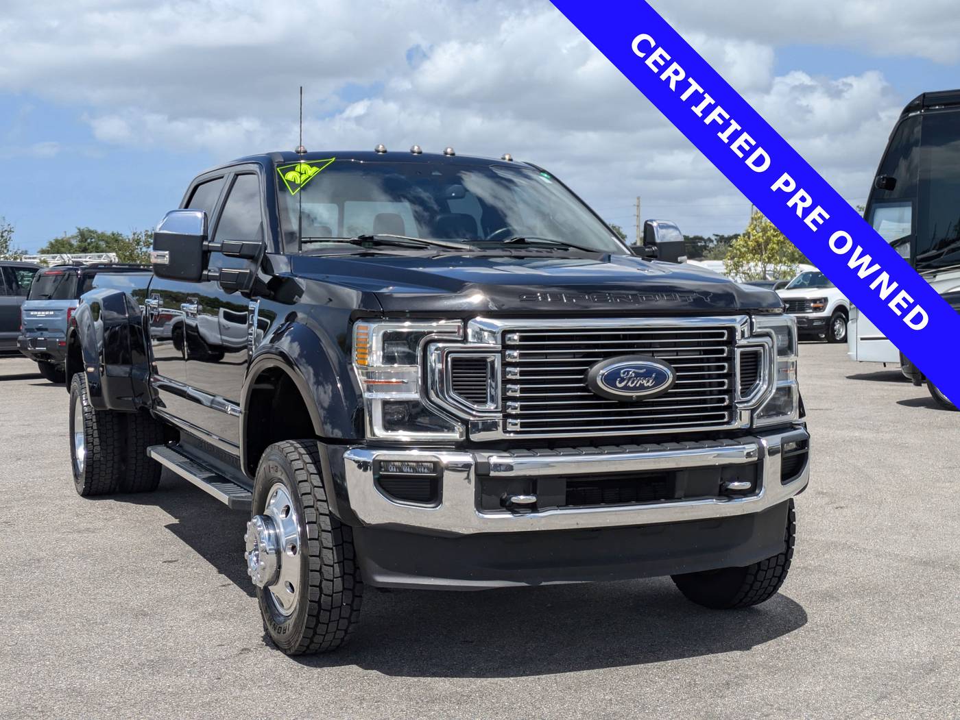 2022 Ford Super Duty F-450 LARIAT — Pickup Truck — 89,580 mi — Sarasota, FL