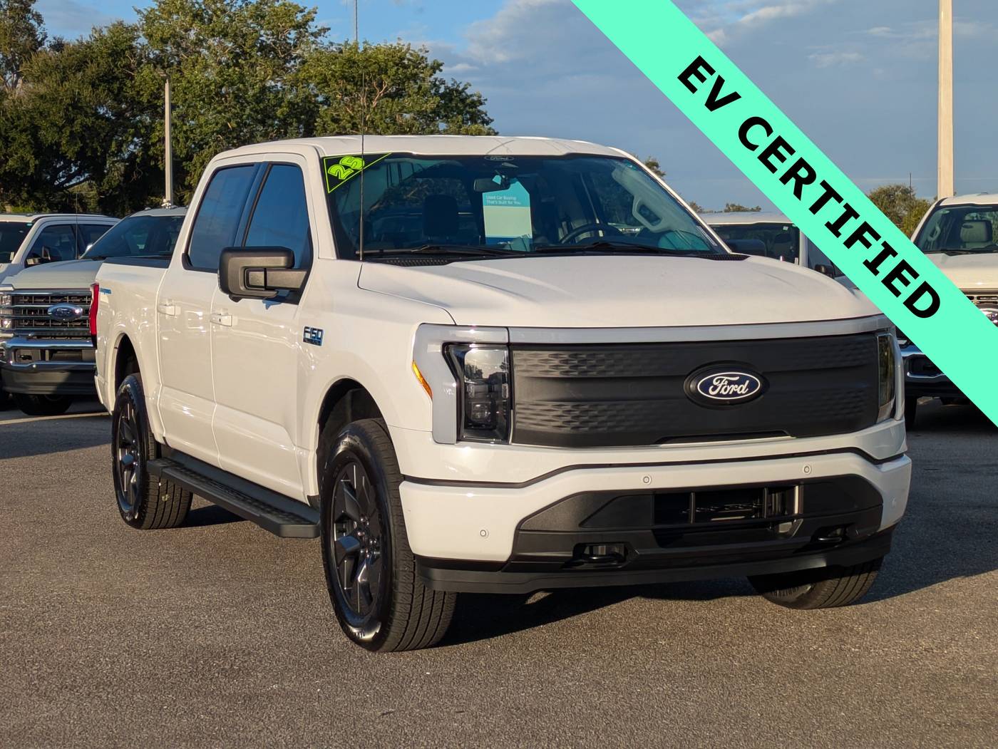 2025 Ford F-150 Lightning XLT — Pickup Truck — 5,927 mi — Sarasota, FL