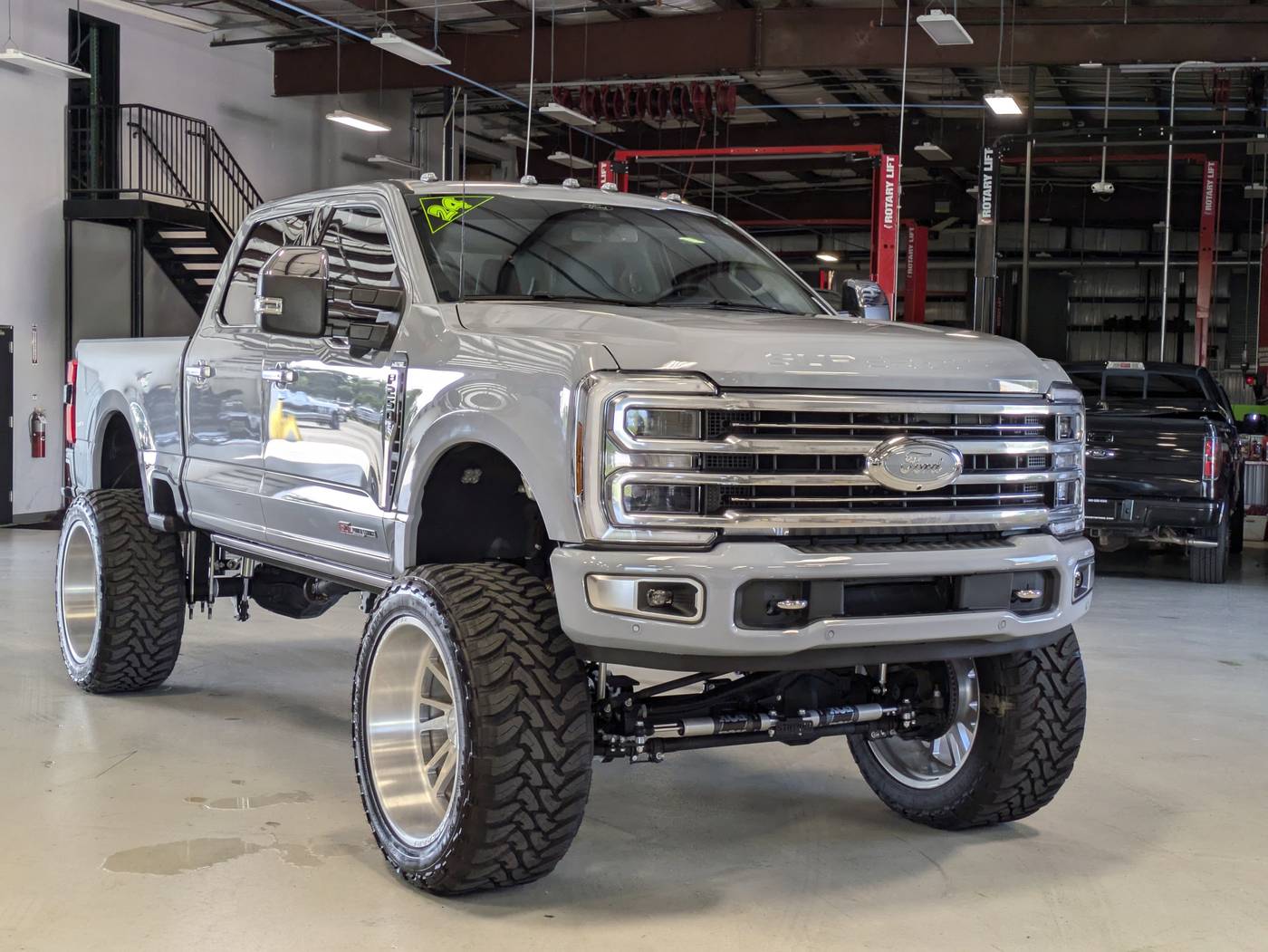 2024 Ford Super Duty F-250 Limited — Pickup Truck — 2,500 mi — Sarasota, FL