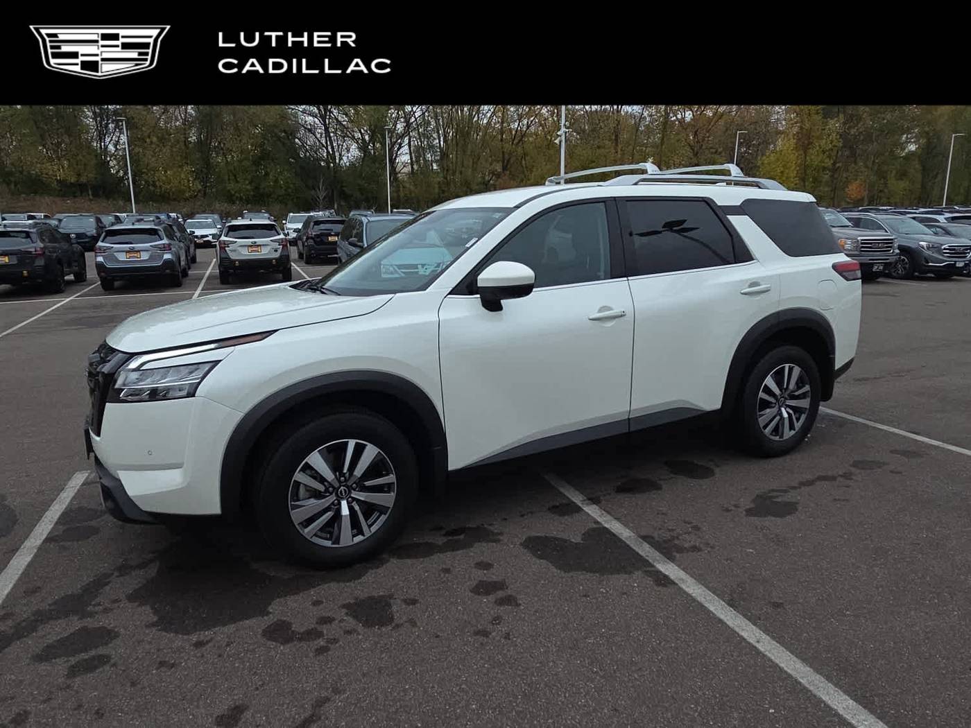 2024 Nissan Pathfinder SL — SUV — 15,024 mi — Vadnais Heights, MN