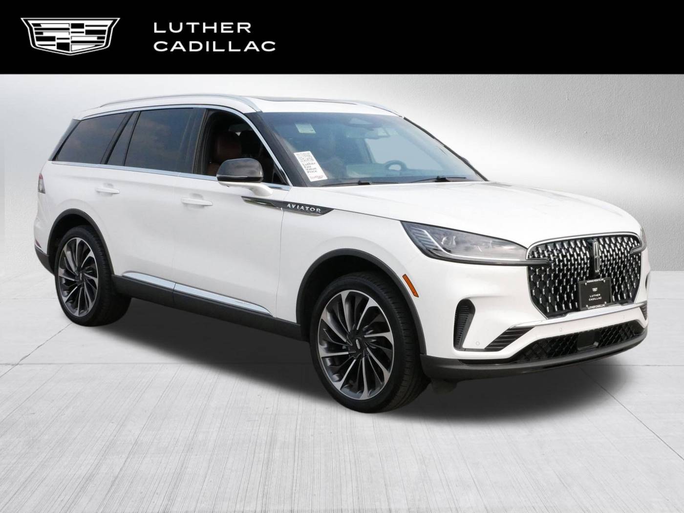 2025 Lincoln Aviator Reserve — SUV — 14,580 mi — Vadnais Heights, MN