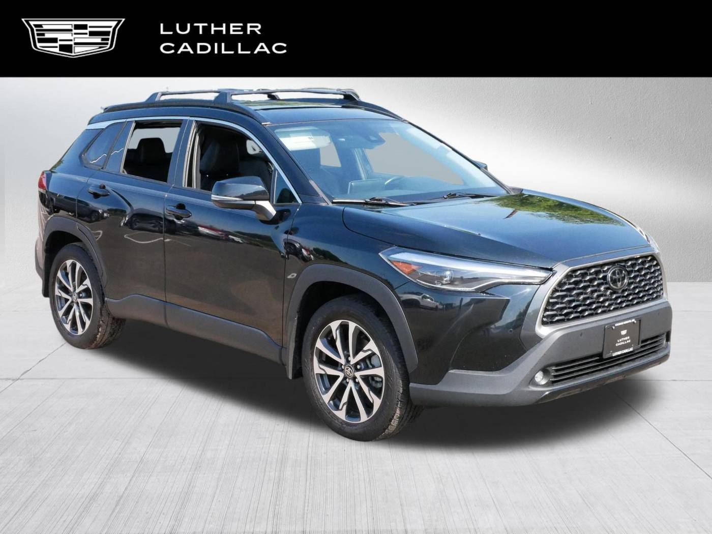 2022 Toyota Corolla Cross XLE — SUV — 26,297 mi — Vadnais Heights, MN