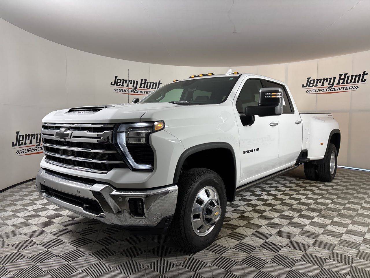 2024 Chevrolet Silverado 3500HD LTZ — Pickup Truck — 17,285 mi — Lexington, NC