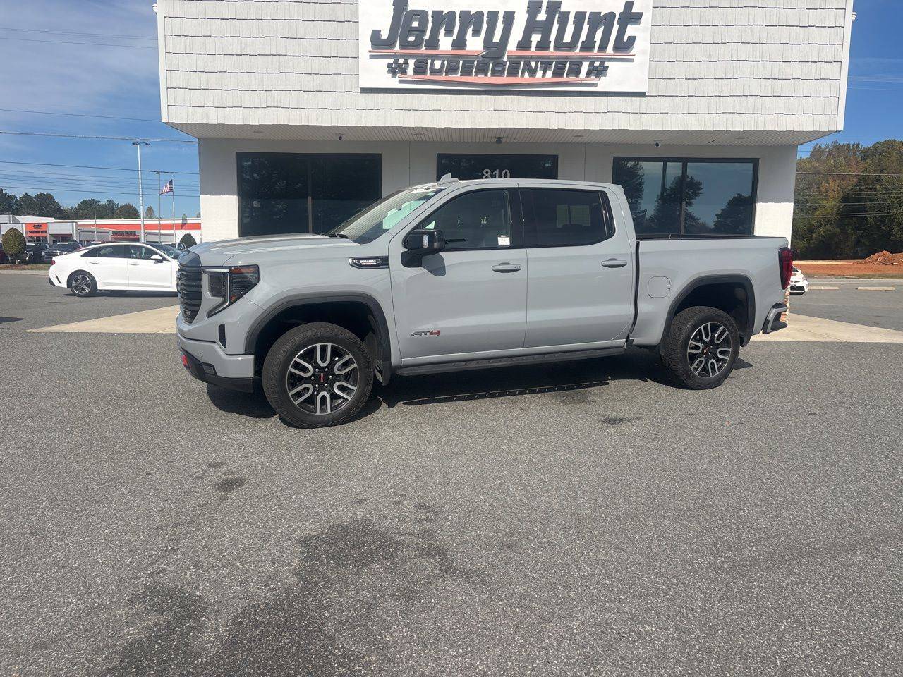 2024 GMC Sierra 1500 AT4 — Pickup Truck — 77,005 mi — Lexington, NC