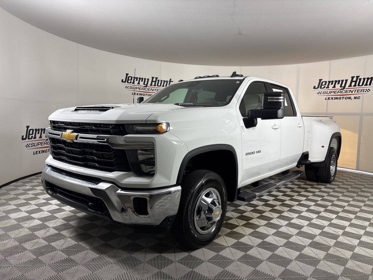 2024 Chevrolet Silverado 3500HD LT — Pickup Truck — 32,547 mi — Lexington, NC