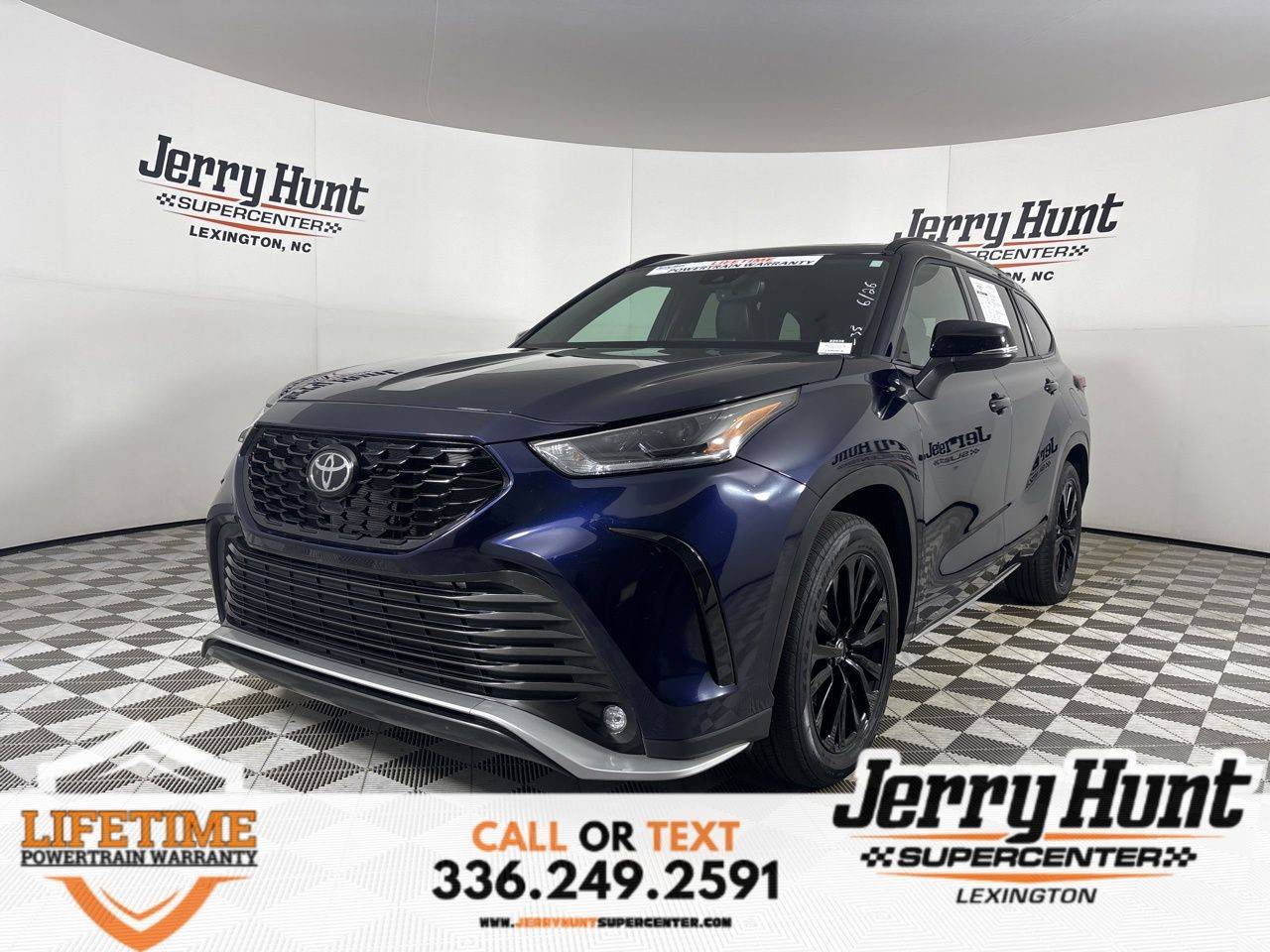 2024 Toyota Highlander LE — SUV — 24,266 mi — Lexington, NC