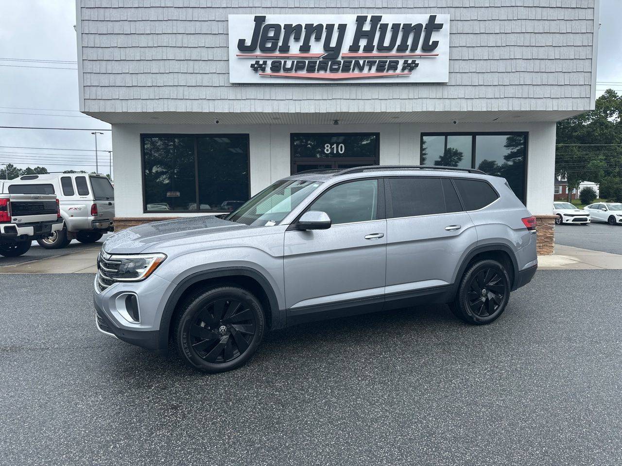 2024 Volkswagen Atlas SE with Technology — SUV — 24,316 mi — Lexington, NC