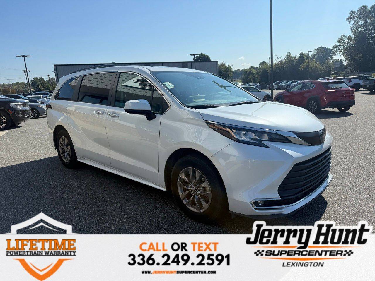 2022 Toyota Sienna XLE — Minivan — 33,360 mi — Lexington, NC