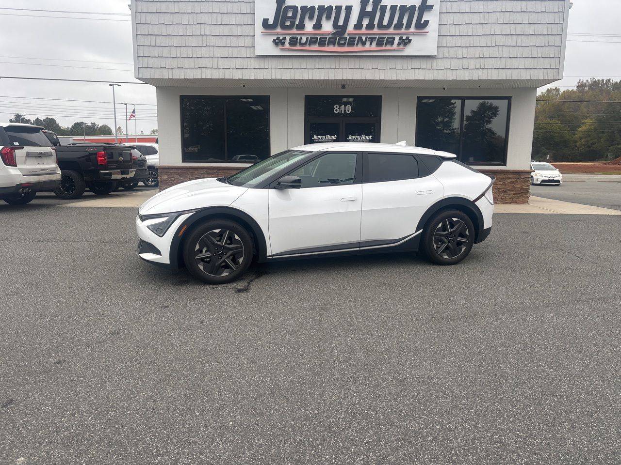 2025 Kia EV6 Light Long Range — SUV — 8,184 mi — Lexington, NC