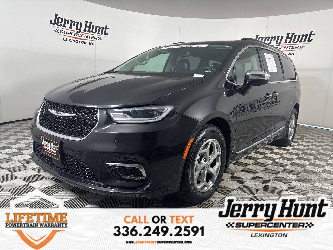 2023 Chrysler Pacifica Limited — Minivan — 68,934 mi — Lexington, NC