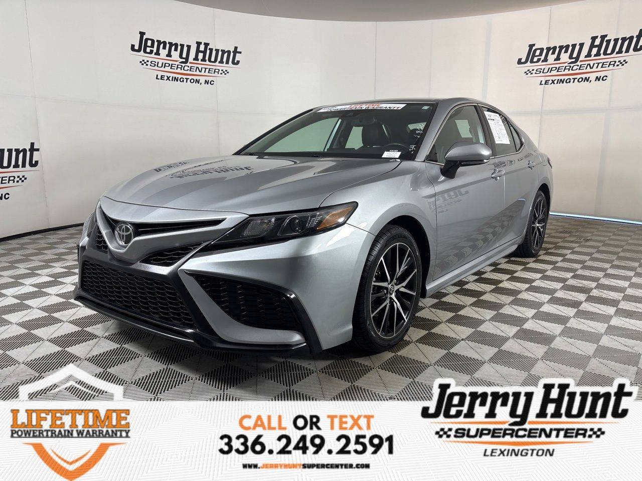 2023 Toyota Camry SE — Sedan — 29,074 mi — Lexington, NC