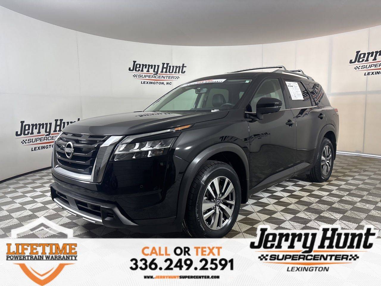2023 Nissan Pathfinder SL — SUV — 22,900 mi — Lexington, NC