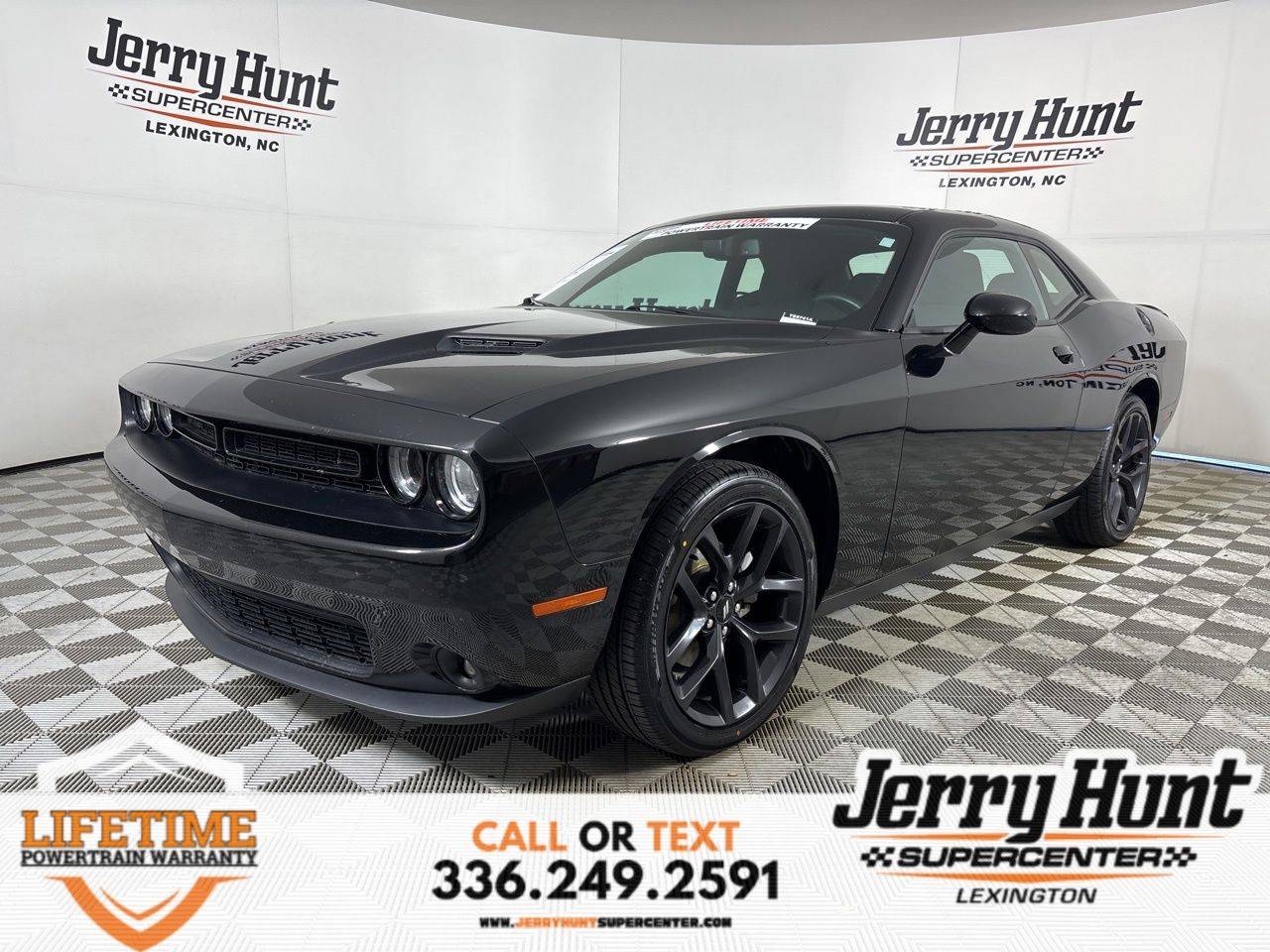 2021 Dodge Challenger SXT — Coupe — 39,235 mi — Lexington, NC