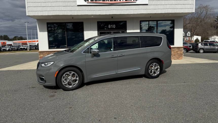 2022 Chrysler Pacifica Limited — Minivan — 65,519 mi — Lexington, NC