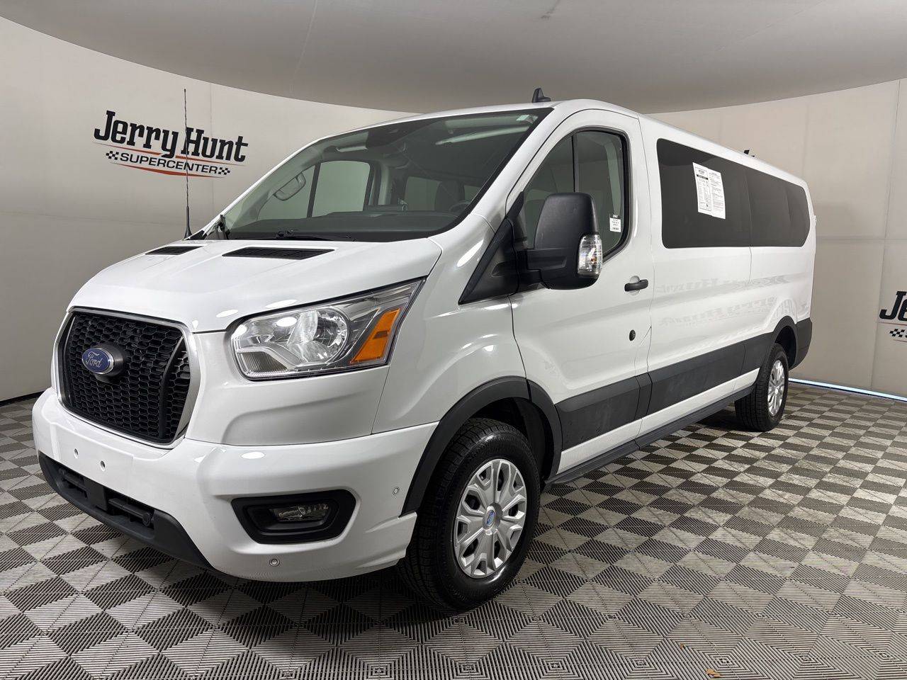 2022 Ford Transit Passenger Wagon T-350 XLT — Passenger Van — 56,509 mi — Lexington, NC