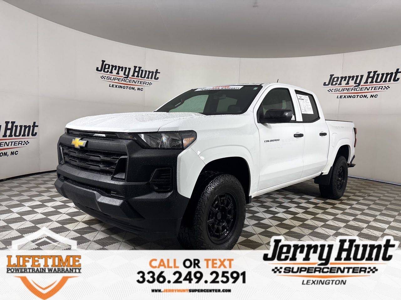 2024 Chevrolet Colorado WT — Pickup Truck — 20,567 mi — Lexington, NC