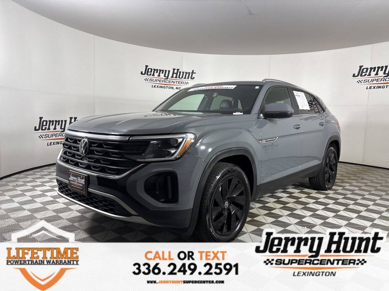 2024 Volkswagen Atlas Cross Sport SE with Technology — SUV — 11,556 mi — Lexington, NC