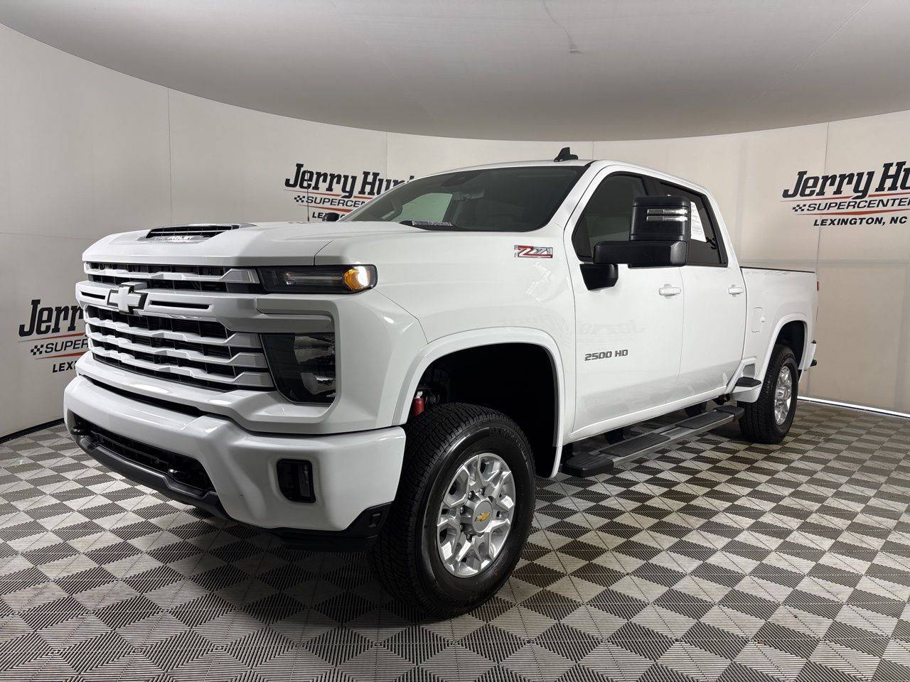 2025 Chevrolet Silverado 2500HD LT — Pickup Truck — 1,075 mi — Lexington, NC
