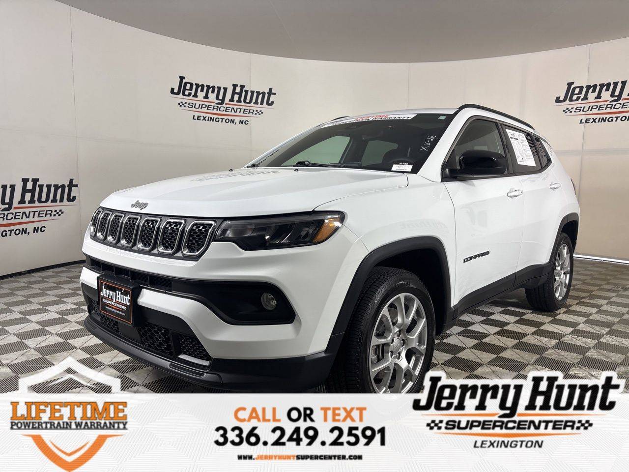 2024 Jeep Compass Latitude Lux — SUV — 2,475 mi — Lexington, NC
