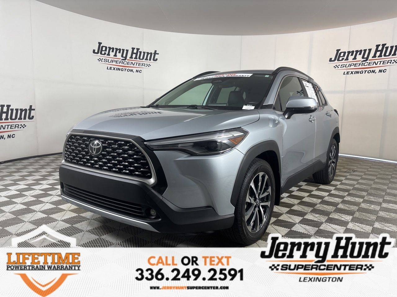 2023 Toyota Corolla Cross XLE — SUV — 25,804 mi — Lexington, NC