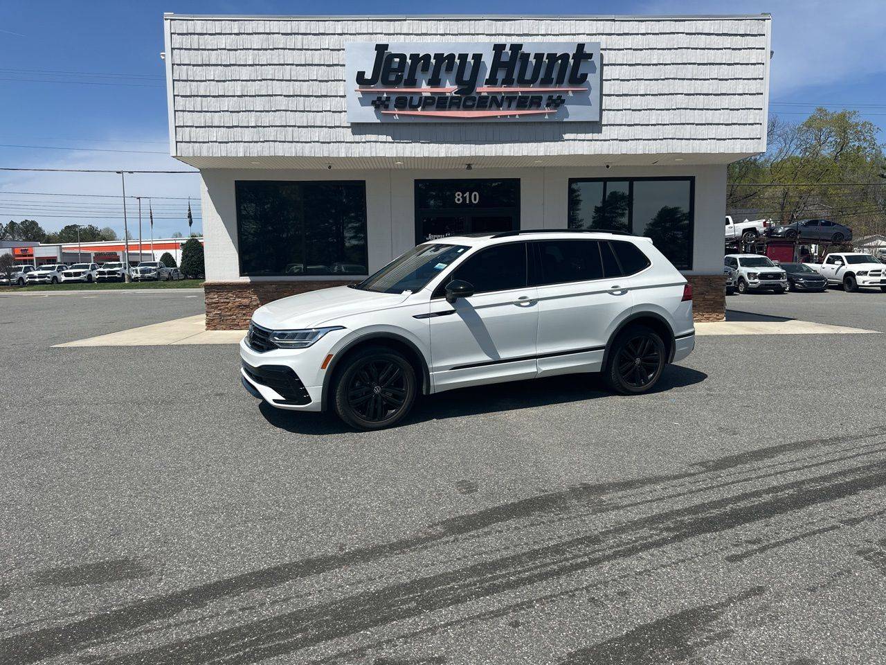 2022 Volkswagen Tiguan SE R-Line Black — SUV — 31,134 mi — Lexington, NC