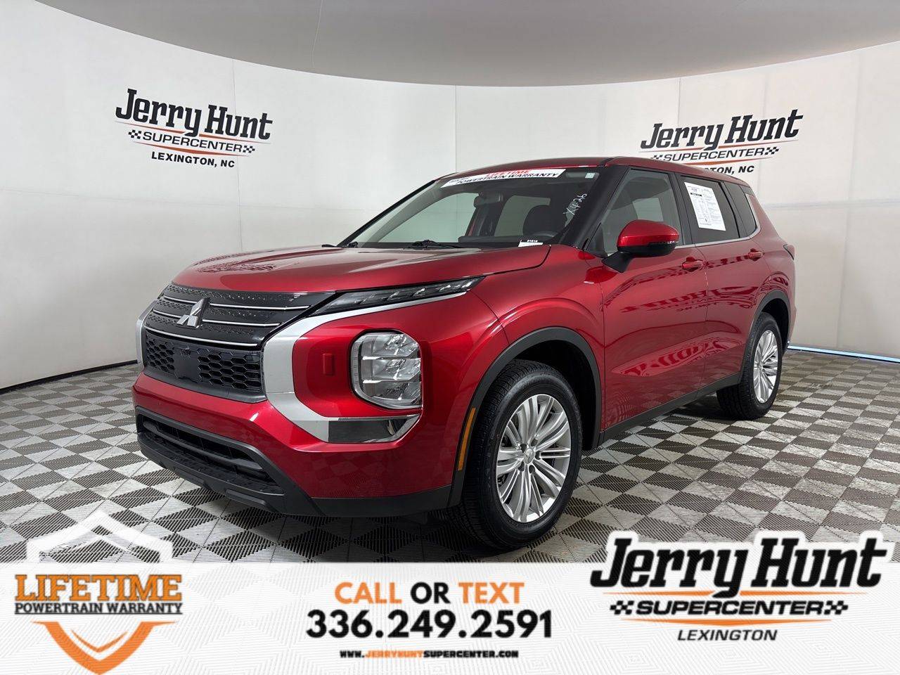 2024 Mitsubishi Outlander ES — SUV — 15,334 mi — Lexington, NC
