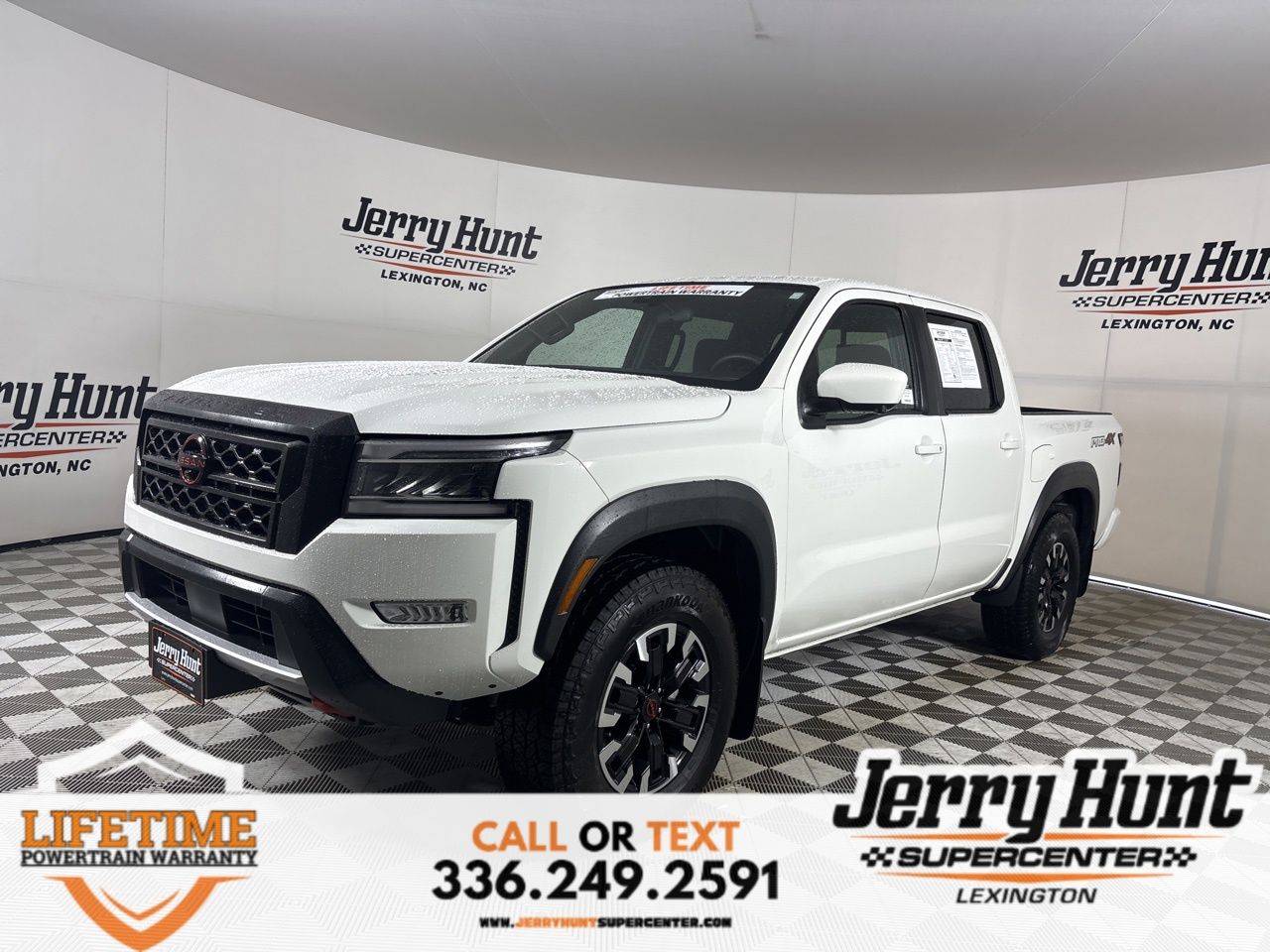 2024 Nissan Frontier PRO-4X — Pickup Truck — 4,742 mi — Lexington, NC