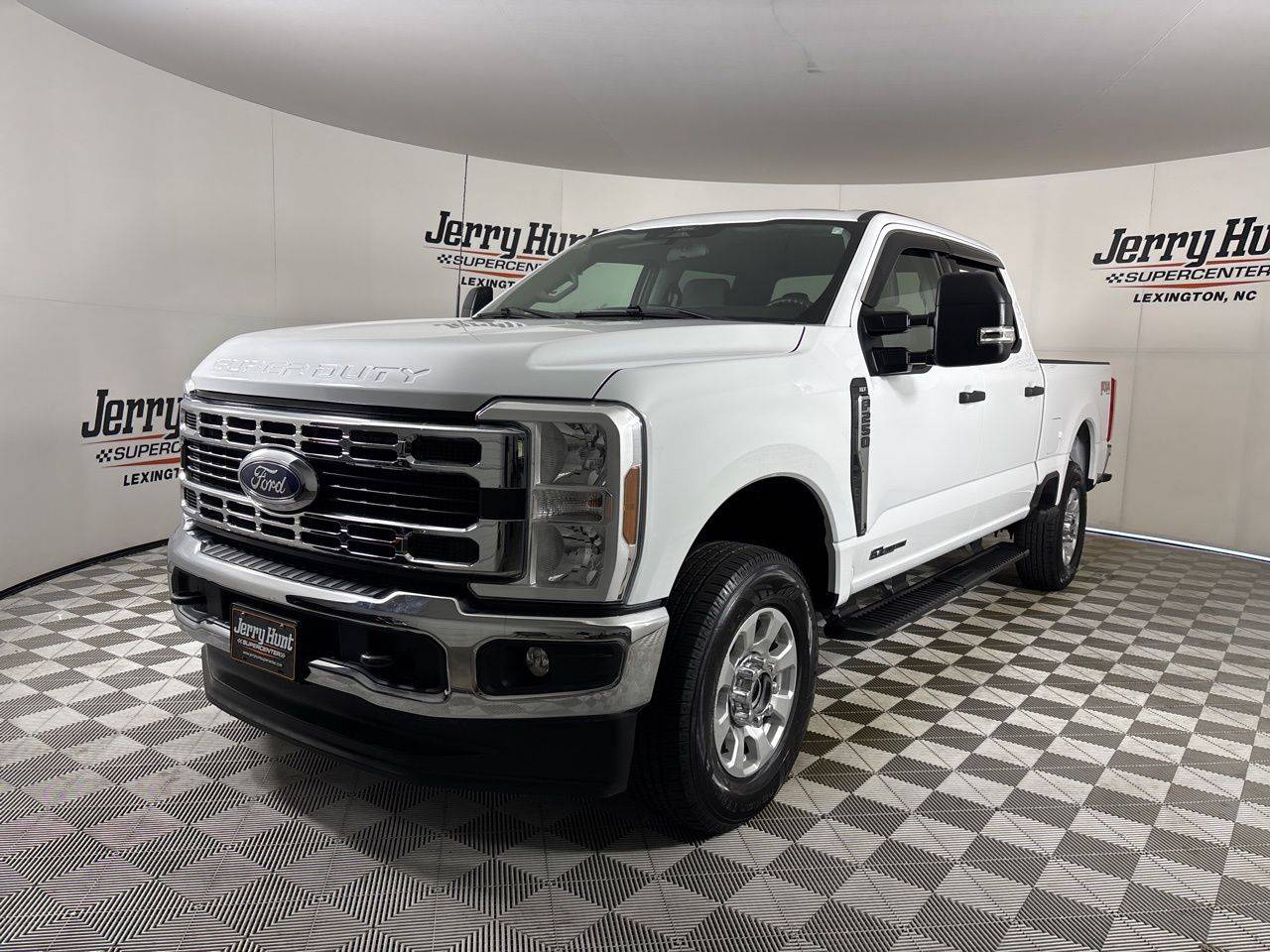 2024 Ford Super Duty F-250 XLT — Pickup Truck — 35,022 mi — Lexington, NC