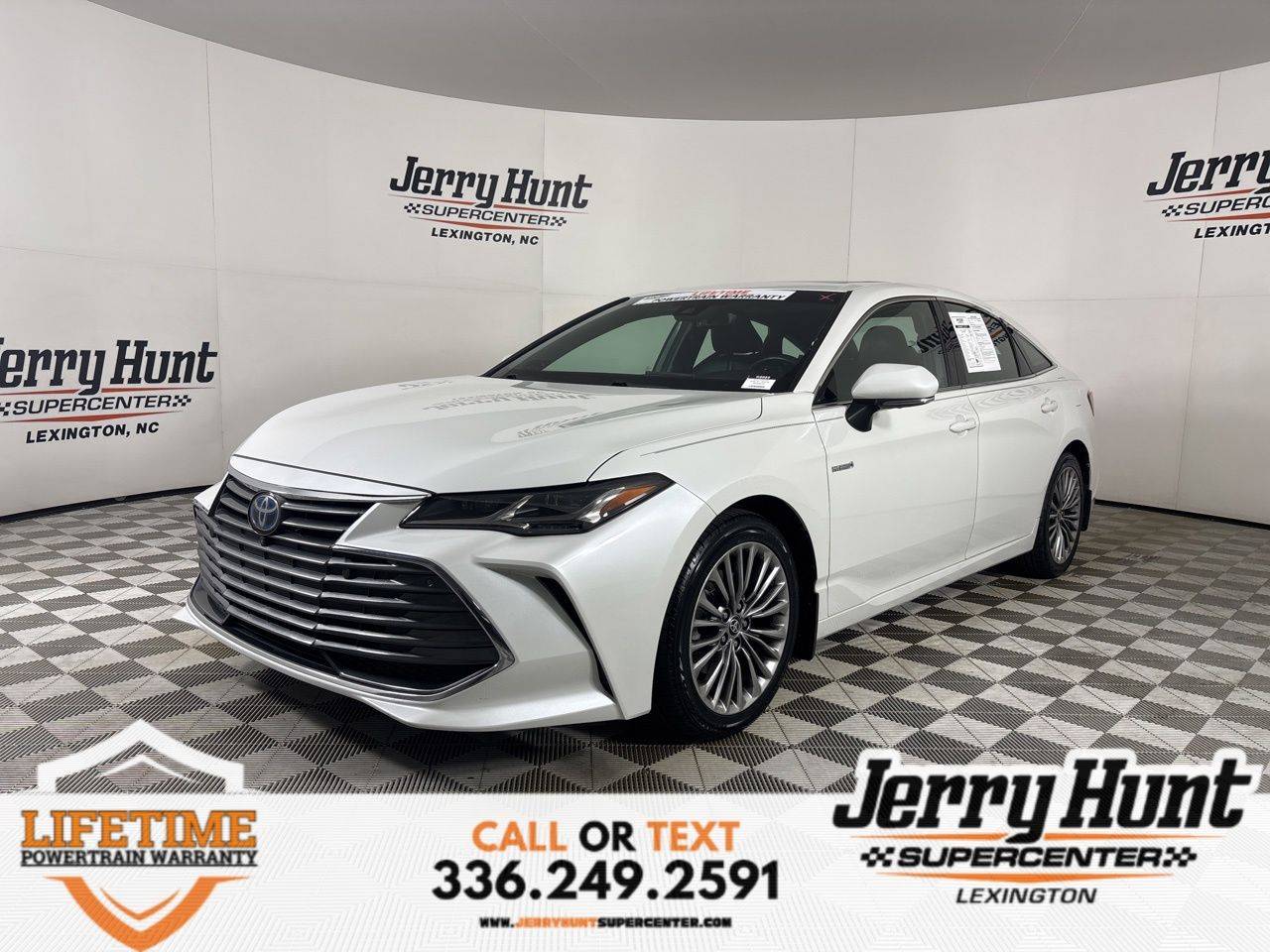 2021 Toyota Avalon Hybrid Limited — Sedan — 66,756 mi — Lexington, NC