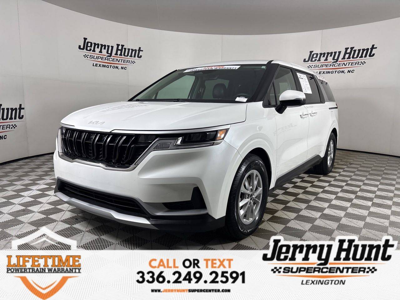 2024 Kia Carnival LXS — Minivan — 48,896 mi — Lexington, NC