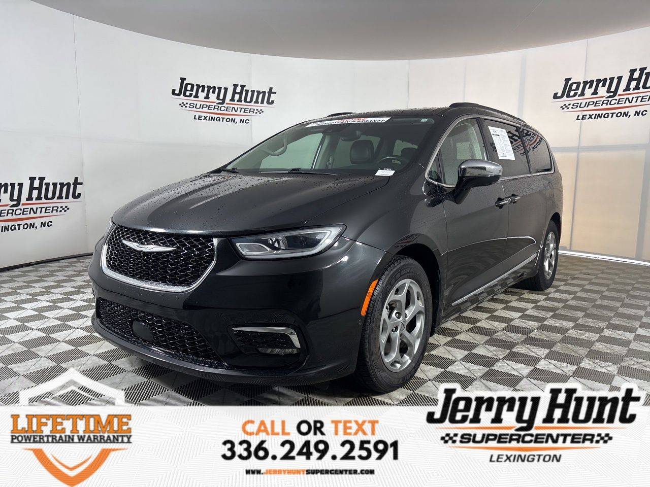 2022 Chrysler Pacifica Limited — Minivan — 62,963 mi — Lexington, NC