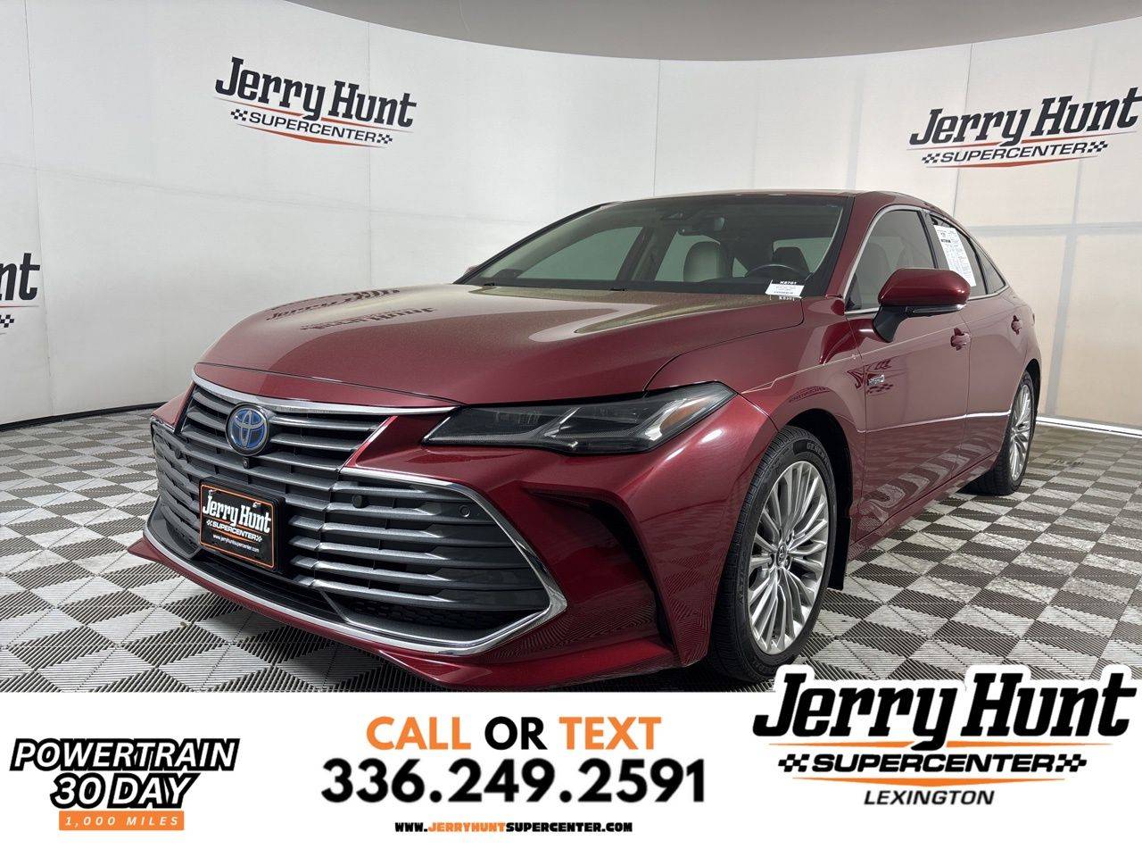 2020 Toyota Avalon Hybrid Limited — Sedan — 52,666 mi — Lexington, NC