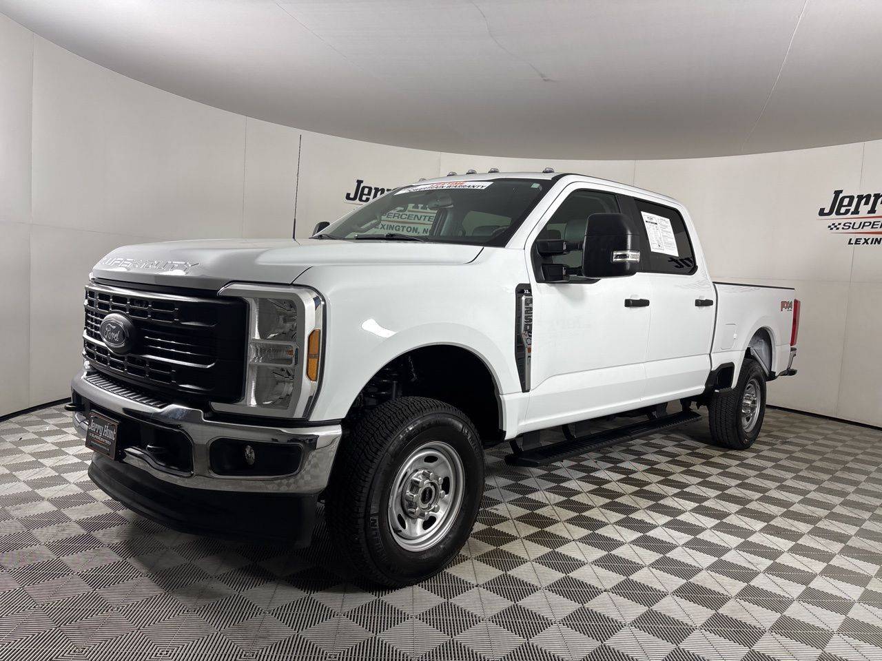 2024 Ford Super Duty F-250 XL — Pickup Truck — 1,915 mi — Lexington, NC