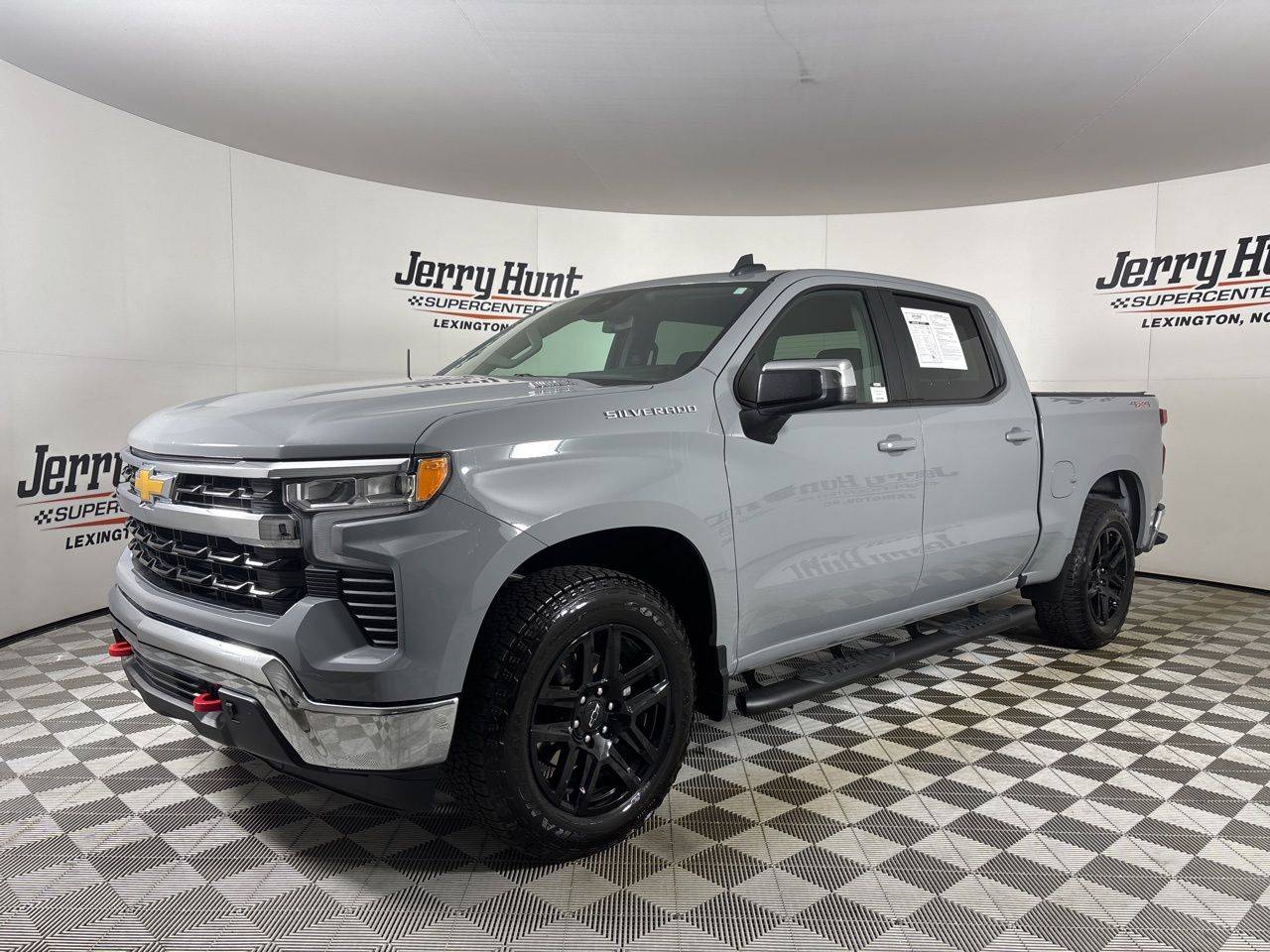 2024 Chevrolet Silverado 1500 LT — Pickup Truck — 15,062 mi — Lexington, NC