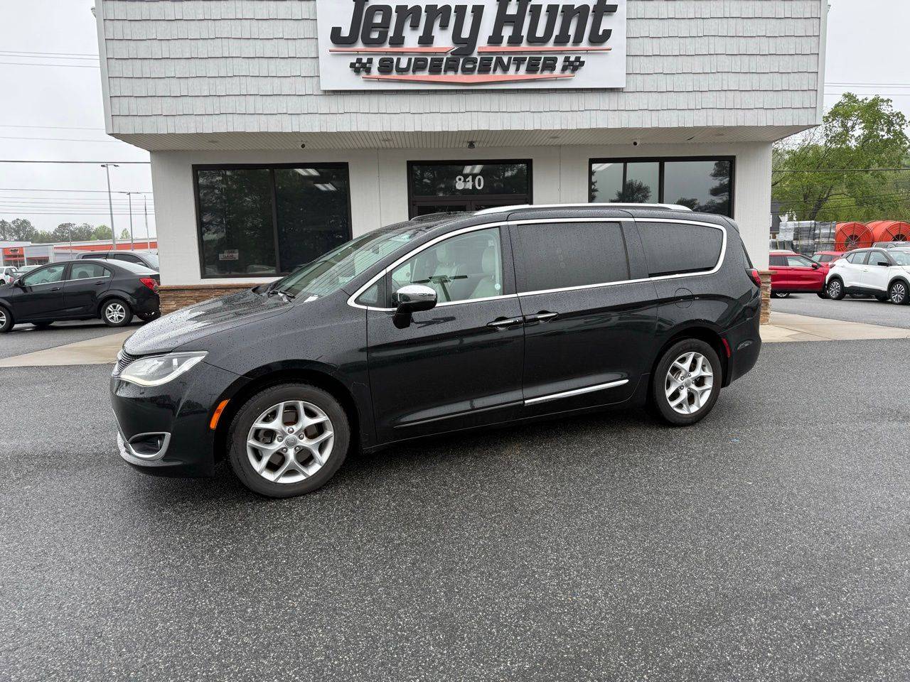 2020 Chrysler Pacifica Limited — Minivan — 82,090 mi — Lexington, NC