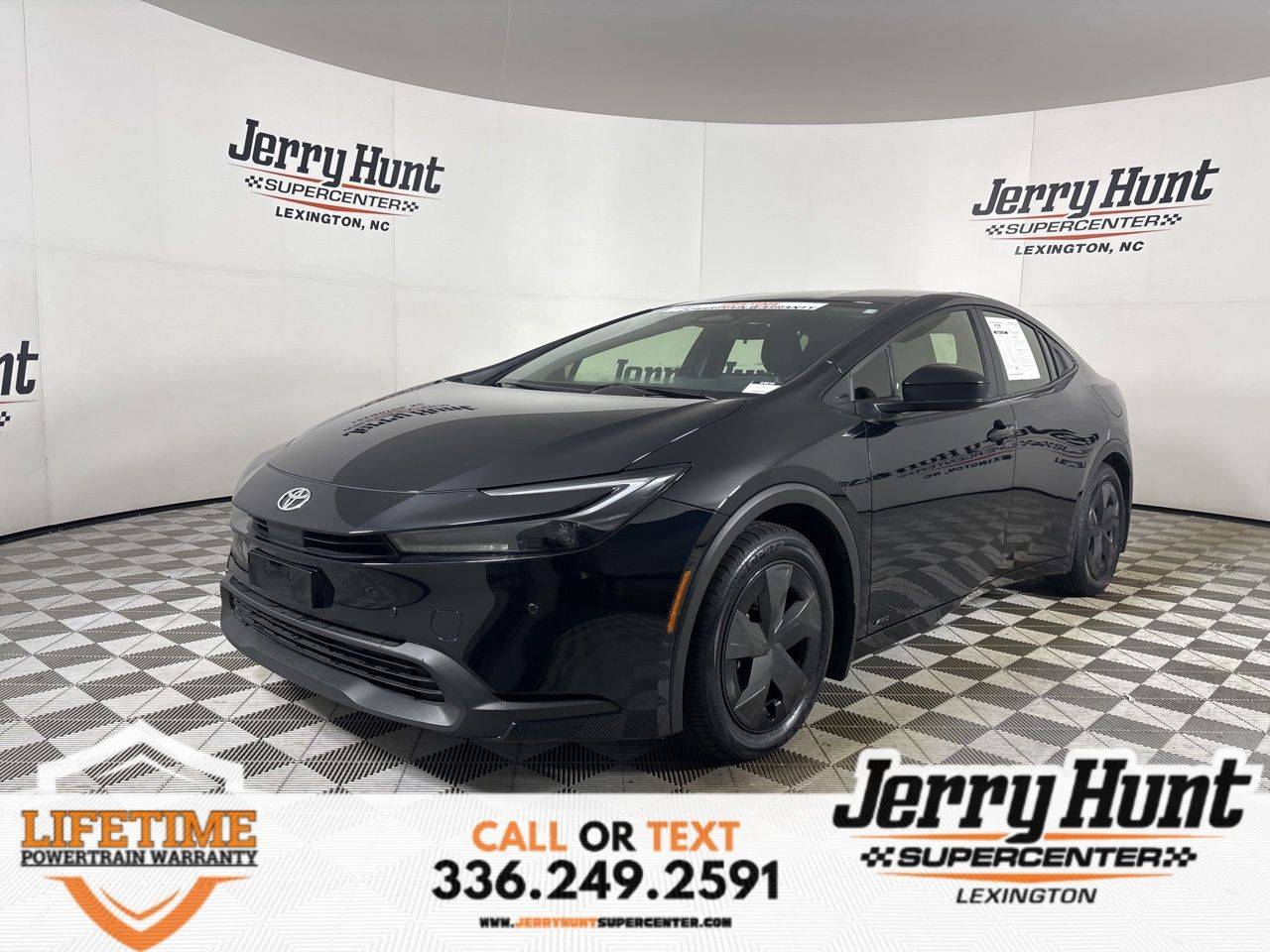 2024 Toyota Prius Limited — Hatchback — 9,410 mi — Lexington, NC