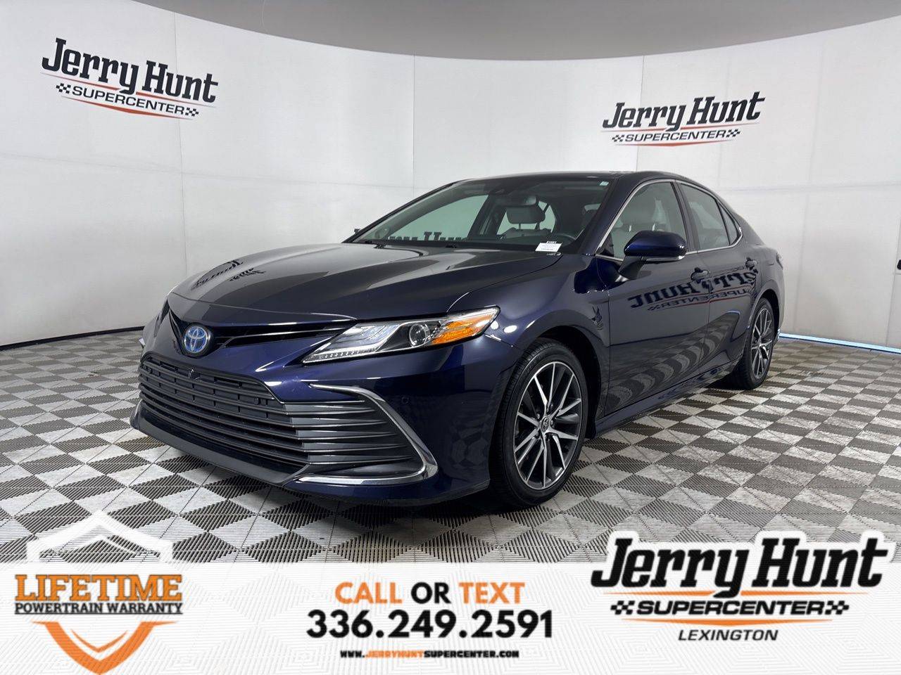 2022 Toyota Camry Hybrid XLE — Sedan — 64,520 mi — Lexington, NC