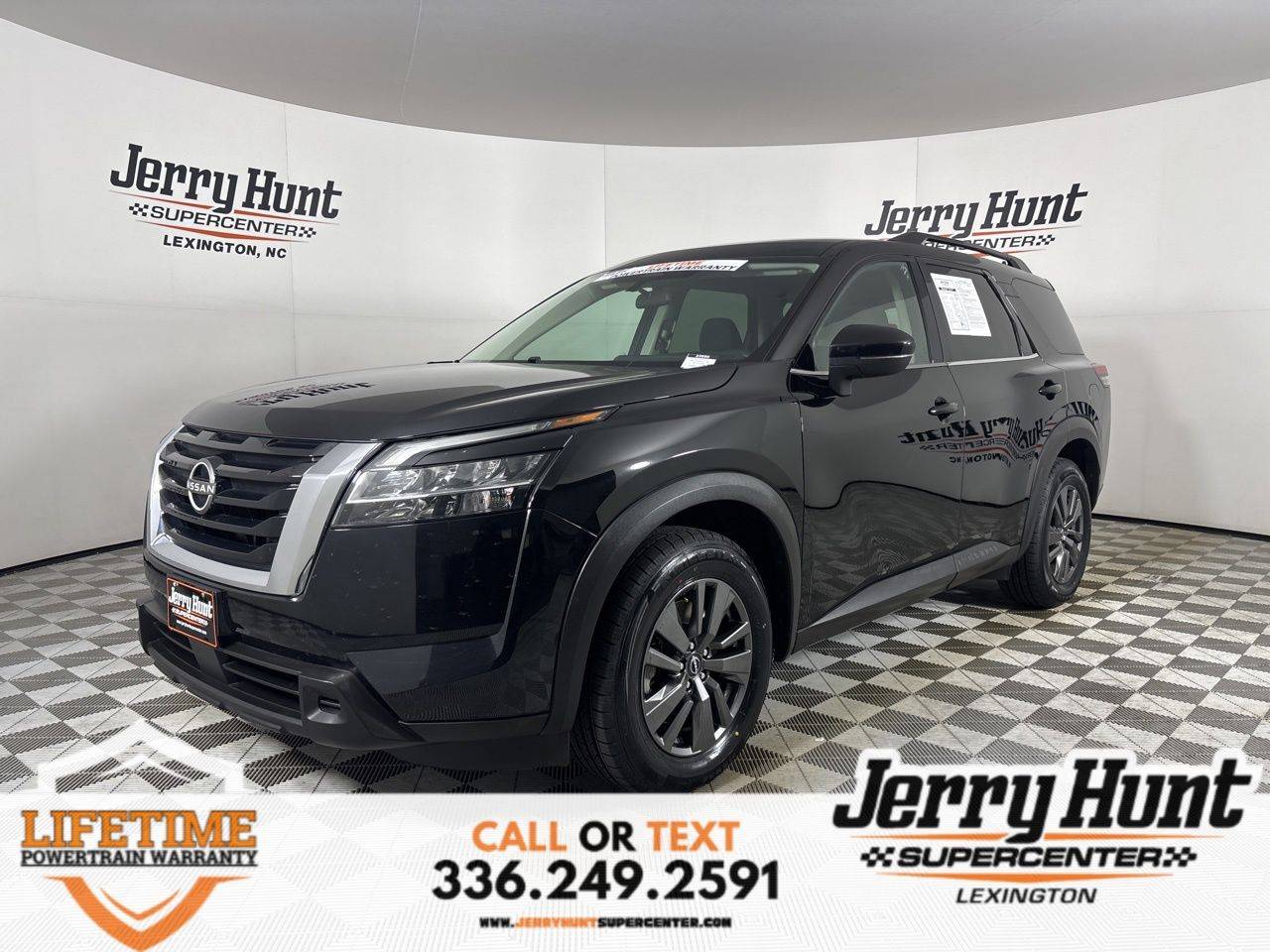 2022 Nissan Pathfinder SV — SUV — 61,943 mi — Lexington, NC