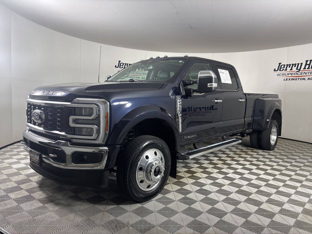 2024 Ford Super Duty F-450 LARIAT — Pickup Truck — 37,387 mi — Lexington, NC